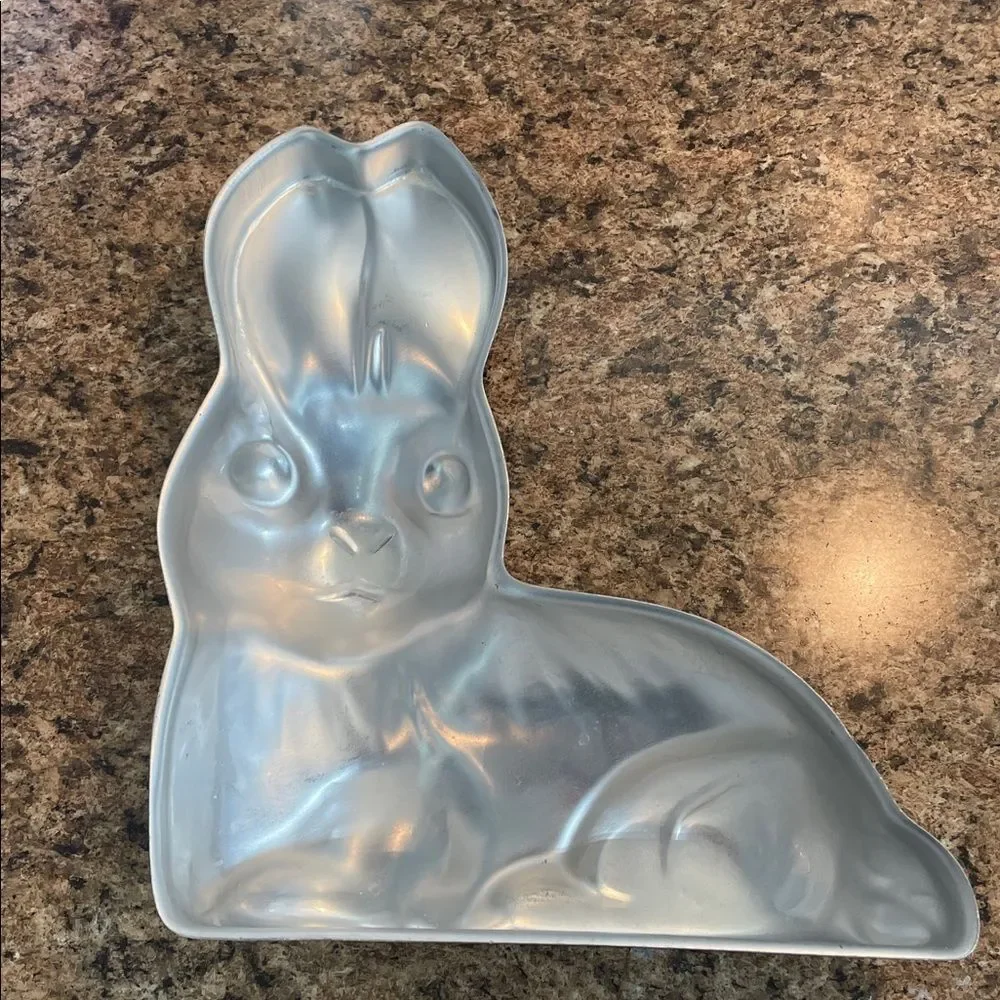 Silver Bunny Home baking pan